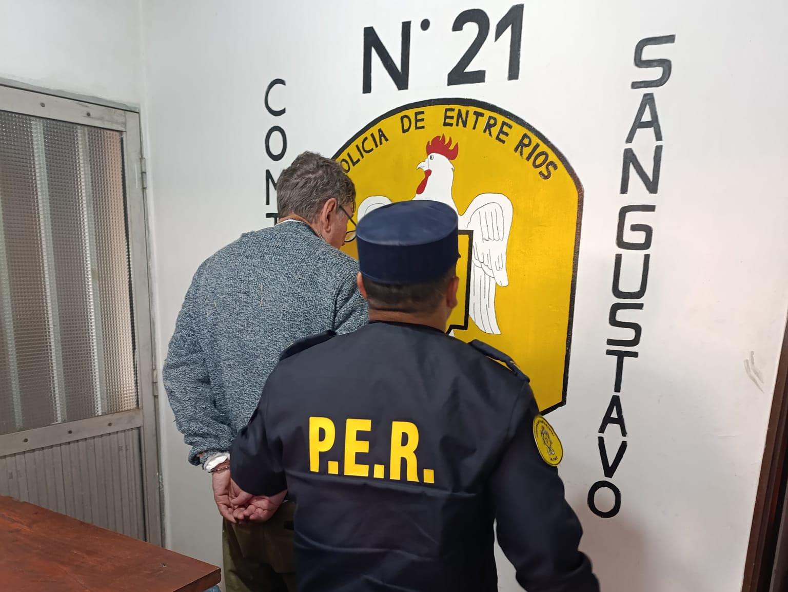 Entró sin permiso a una casa, amenazó a los presentes y terminó detenido en San Gustavo